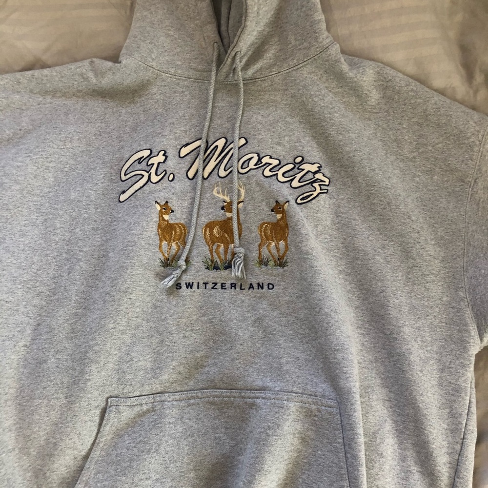 Brandy Melville St Moritz Sweatshirt